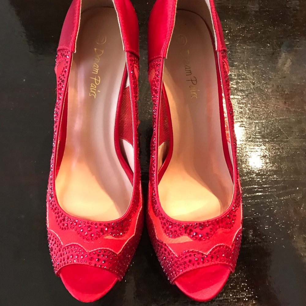 Formal shoes
